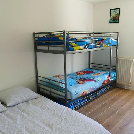 Disneyland Paris, Appartement 70M², Parking Prive Serris Kültér fotó