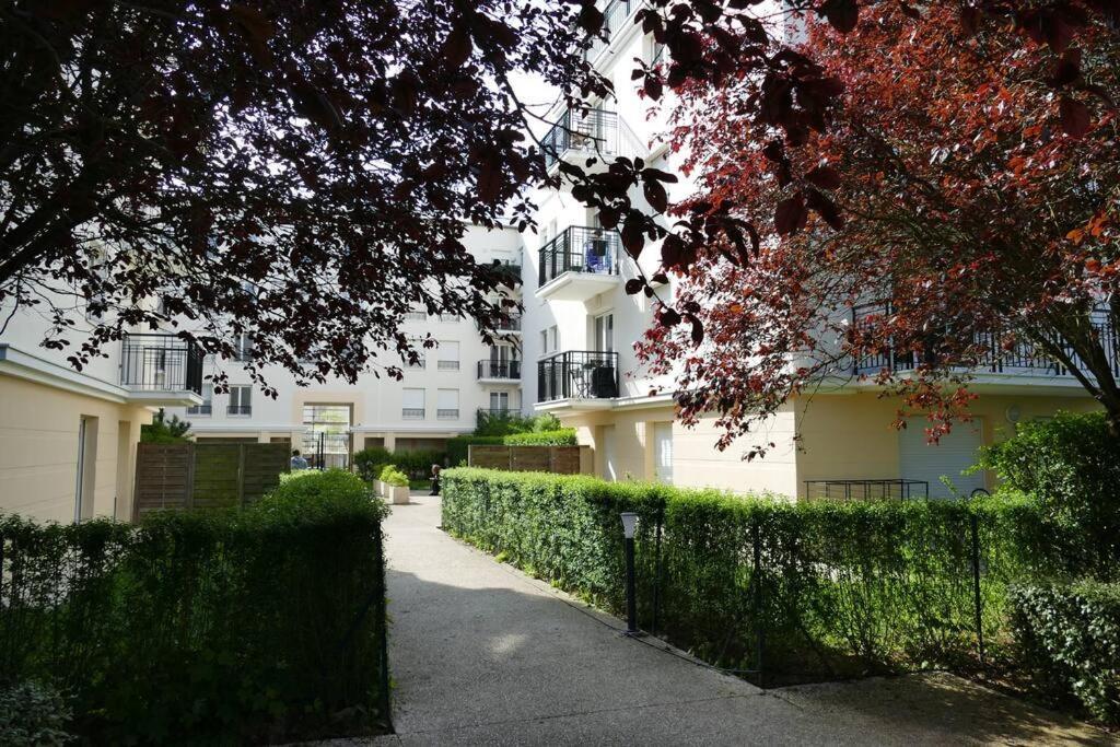 Disneyland Paris, Appartement 70M², Parking Prive Serris Kültér fotó